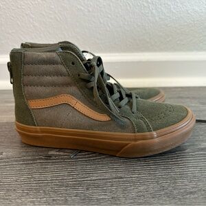 Kid High Top Vans - New w/o Tags - Size 2.5